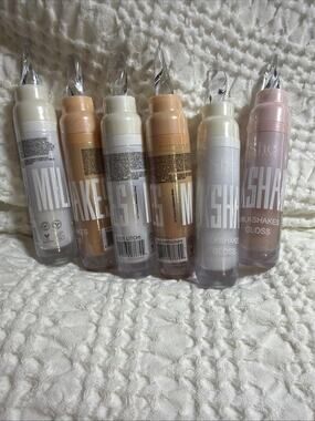 Assortment Of She Milkshakes Gloss strawberry, Litchi, Cantaloupe